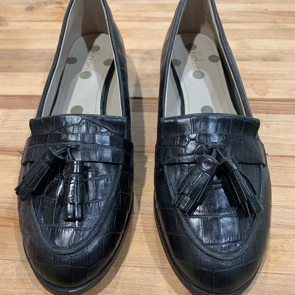 Never worn - Biden black loafers